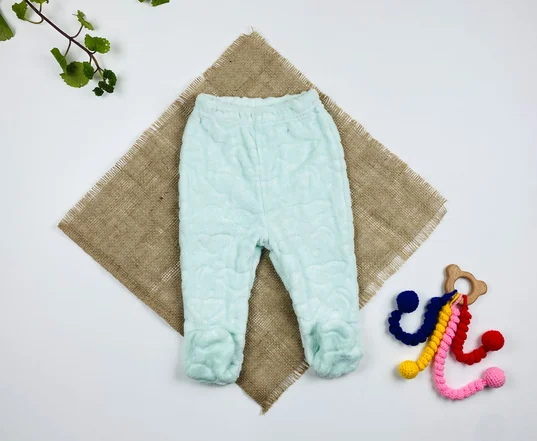 شلوار نوزادی طرح جوراب دار ساده سبز صابونی رنگ
