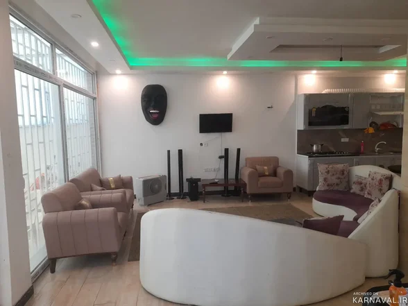 ویلا استخردار آبگرم صدف طلایی کردان