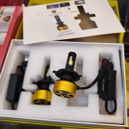 هدلایت توبیز (زرد آفتابی فابریک نور بالا و پایین) T43 PRO(پایه H4 و پایه H7) CSP اورجینال | گارانتی(2عددی)