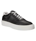 Ares L Sneaker