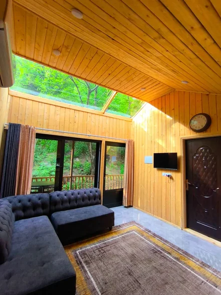 جنگلی سقف شیشه ای شالما (نزدیک ییلاقات و آبشار)، در ماسال