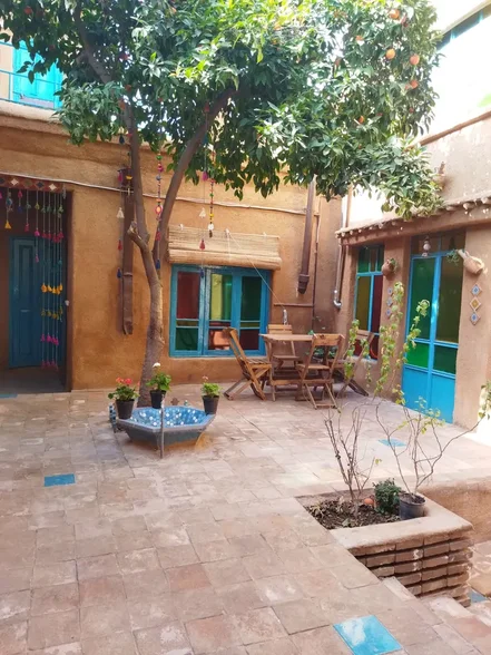 خانوم بزرگ (اتاق داچی )، در شیراز