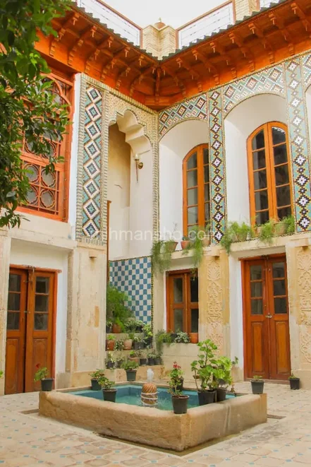 اتاق آق دویی در بومگردی شیراز