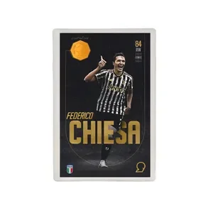 <em>طلا</em> گرمی 18 عیار سوت مدل Federico chiesa طرح کارت فوتبالی 2025 کد SO10033  